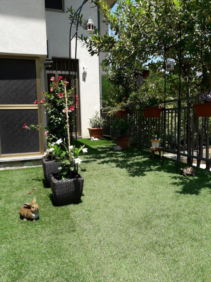 House Rose Apartment Bagian luar foto