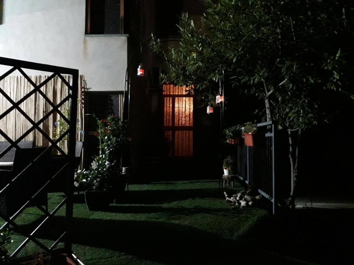 House Rose Apartment Bagian luar foto