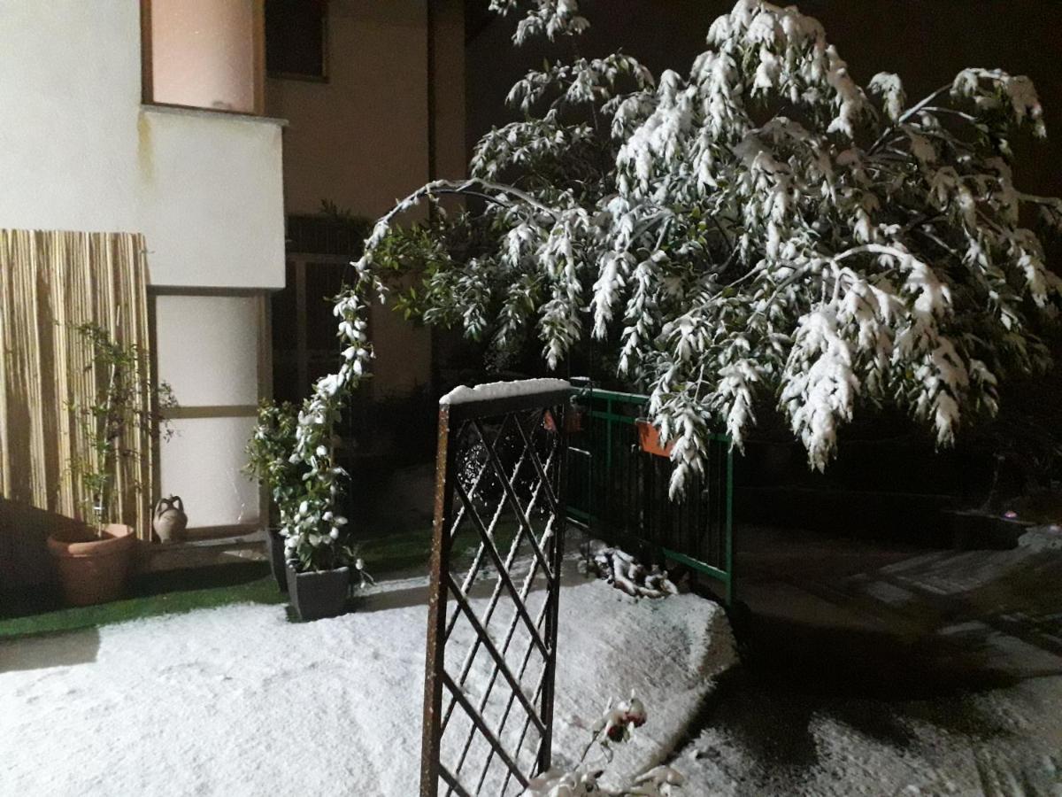 House Rose Apartment Bagian luar foto